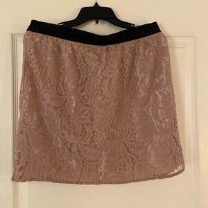 LOFT Lace Mini Skirt in Dusty Rose with Black Waistband